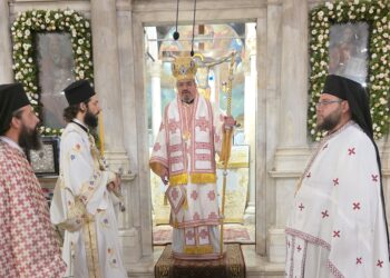 ΑΡΧΙΕΡΑΤΙΚΗ ΘΕΙΑ ΛΕΙΤΟΥΡΓΙΑ ΣΤΟ ΙΕΡΟ ΠΡΟΣΚΥΝΗΜΑ ΤΟΥ ΑΓΙΟΥ ΣΠΥΡΙΔΩΝΟΣ