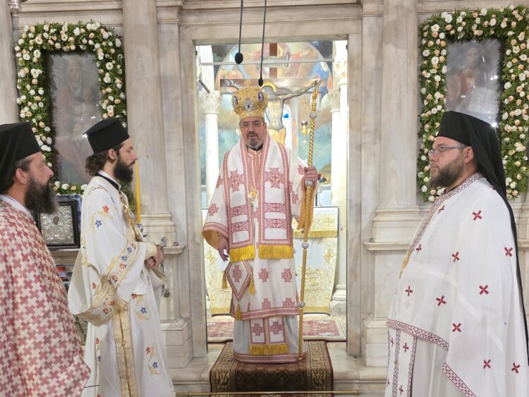 ΑΡΧΙΕΡΑΤΙΚΗ ΘΕΙΑ ΛΕΙΤΟΥΡΓΙΑ ΣΤΟ ΙΕΡΟ ΠΡΟΣΚΥΝΗΜΑ ΤΟΥ ΑΓΙΟΥ ΣΠΥΡΙΔΩΝΟΣ
