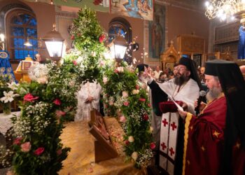 Ο Επιτάφιος της Παναγίας στα Λέϊκα Καλαμάτας