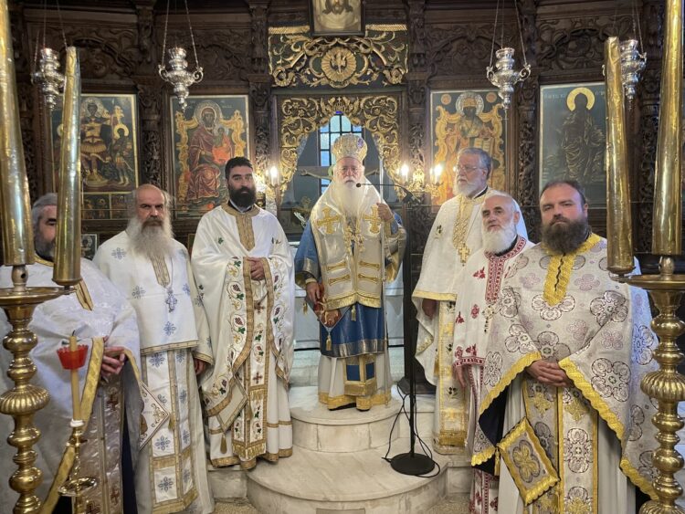 Χειροθεσία Πνευματικού και Οικονόμου στις Πινακάτες