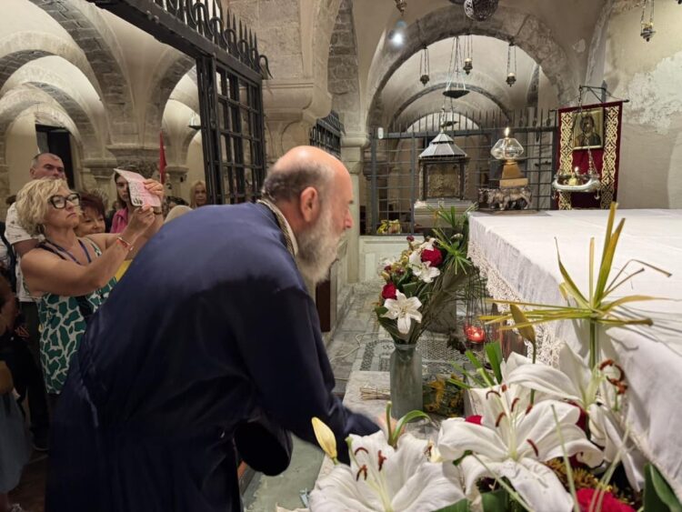 Από την Καρδίτσα στο Μπάρι, τη Λέτσε και τη Γαλατίνα