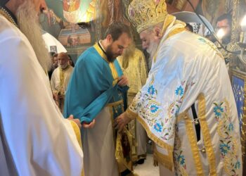 Χειροθεσία Οικονόμου στην ενορία Παντανάσσης Νάξου