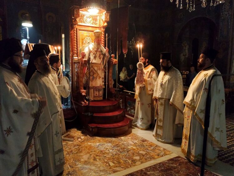 Αγρυπνία για την ανακομιδή του ιερού λειψάνου του Αγίου Νεκταρίου στην Ευαγγελίστρια Καρδίτσης
