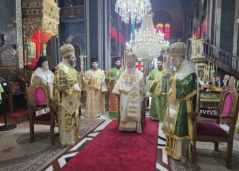 Με λαμπρότητα κορυφώθηκαν οι εορταστικές εκδηλώσεις για τη Σύναξη των οκτώ Τοπικών Αγίων στην Καρδίτσα