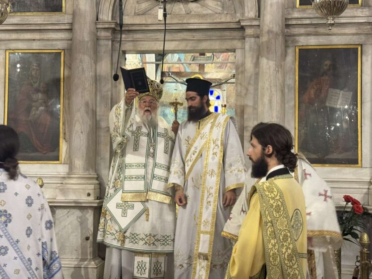 Χειροτονία Διακόνου στην Ι. Μ. Κερκύρας