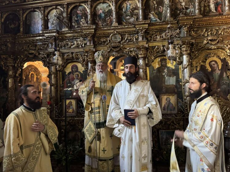 Χειροτονία Διακόνου στην Κέρκυρα