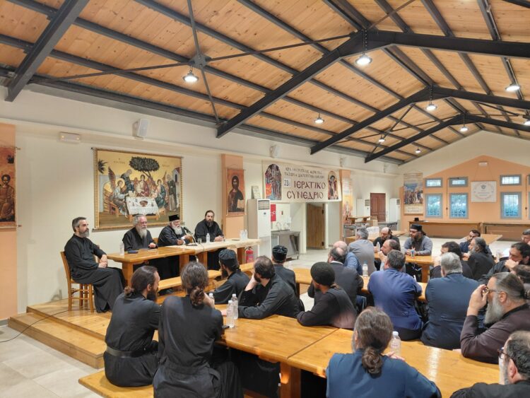 ΣΥΝΑΝΤΗΣΗ ΝΕΩΝ ΚΛΗΡΙΚΩΝ ΣΤΙΣ ΚΑΤΑΣΚΗΝΩΣΕΙΣ ΤΗΣ ΜΗΤΡΟΠΟΛΕΩΣ ΚΕΡΚΥΡΑΣ
