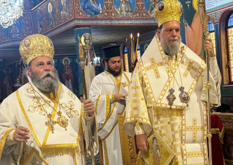 Δισαρχιερατική Θεία Λειτουργία για την εορτή της Ανακομιδής του Τιμίου Λειψάνου του Αγίου Νεκταρίου στο Ηράκλειο Αττικής