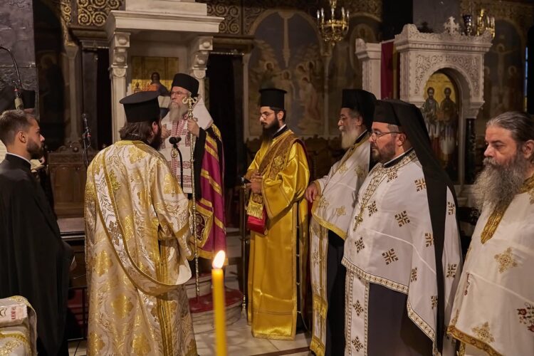 Με λαμπρότητα η μνήμη του Αγίου Ιερομάρτυρος Ανθίμου στην Αγία Παρασκευή Αττικής