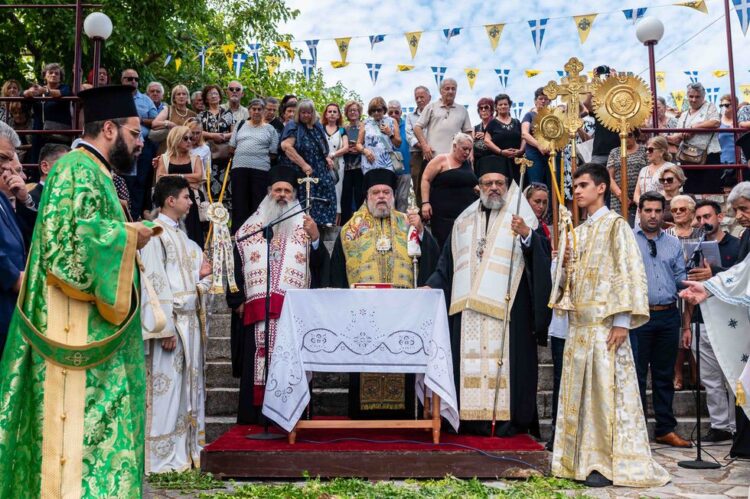 Λαοθάλασσα πιστών υποδέχθηκε την Παναγία Βουλκανιώτισσα στην Μεσσήνη