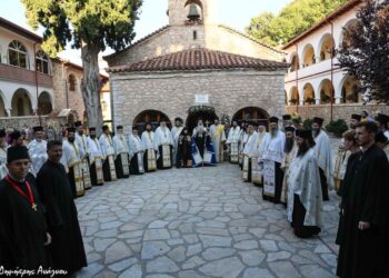 Πανηγυρικός Εσπερινός με χιλιάδες πιστούς στην Ι.Μ. Δαμάστας