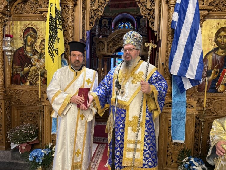 Χειροτονία Διακόνου στο Μακρυχώρι Τεμπών από τον Μητροπολίτη Ιερώνυμο