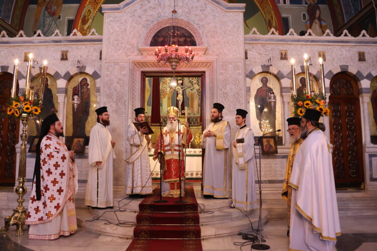 Με λαμπρότητα η εορτή του Αγίου Διονυσίου του Αρεοπαγίτου στην Κόρινθο