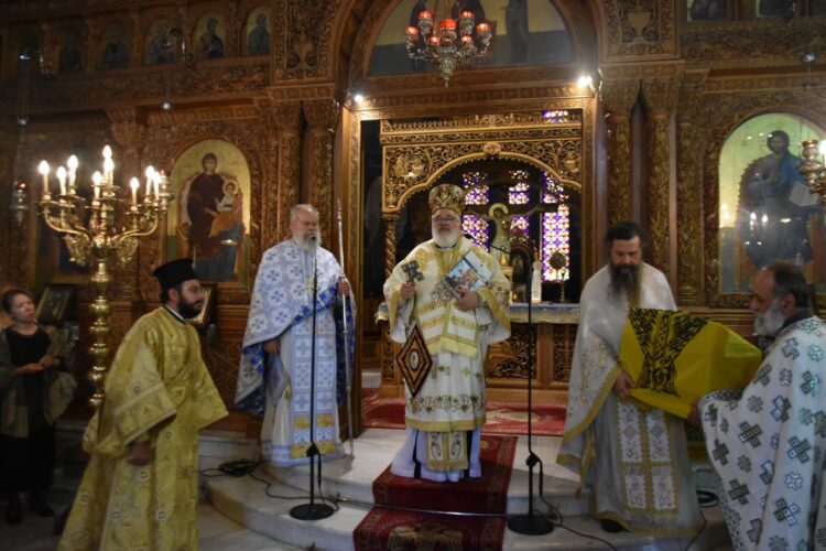 Στον Χολαργό ο Μητροπολίτης Διδυμοτείχου για τα 100 χρόνια από την ανέγερση του Ιερού Ναού Φανερωμένης