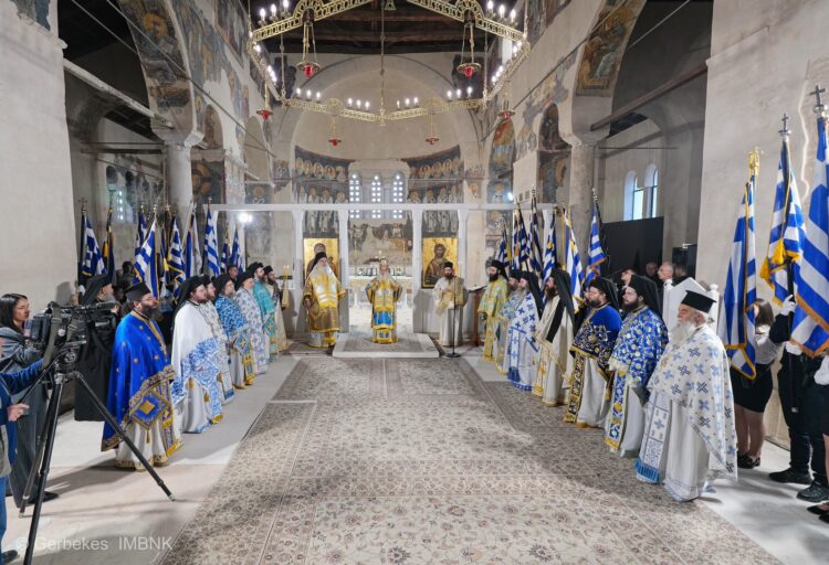 Με λαμπρότητα η εορτή πάντων των εν Βεροία Αγίων και τα Ελευθέρια της πόλεως