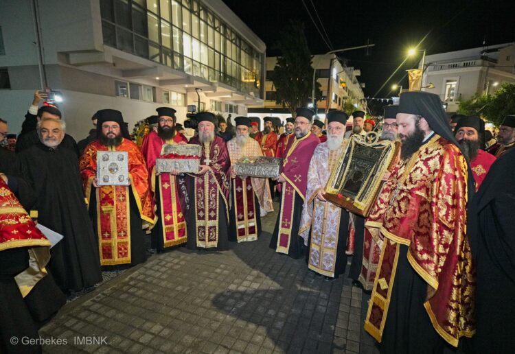 Λαμπρή λιτανεία Αγίων Τεσσάρων Νεομαρτύρων και Παναγίας Σουμελά στο Ρέθυμνο