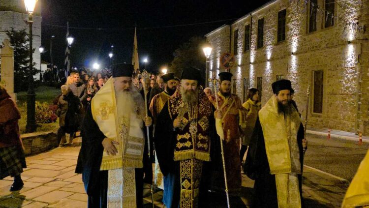 Πολυαρχιερατικός Εσπερινός στον Ιερό Μητροπολιτικό Ναό Αγίου Δημητρίου Σιάτιστας