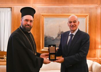 Συνάντηση του Επισκόπου Ανδιδών με τον Υπουργό Εθνικής Άμυνας κ. Νικόλαο Δένδια
