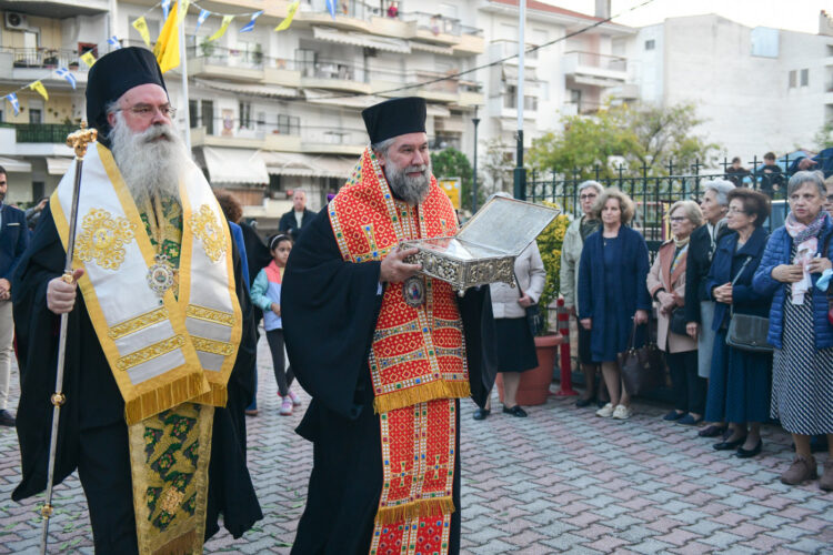 Σερρών Θεολόγος: «Ο Σταυρός του Κυρίου μας, ακένωτος πηγή του θείου ελέους, θρόνος και άμβων του παμβασιλέως Χριστού»