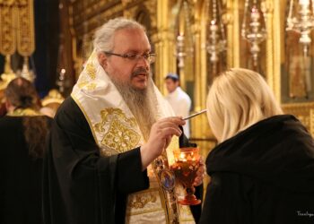 Υποδοχή Ιερών Λειψάνων των εν Λαρίση Αγίων και τέλεση του Ιερού Ευχελαίου στον Άγιο Νικόλαο Λαρίσης